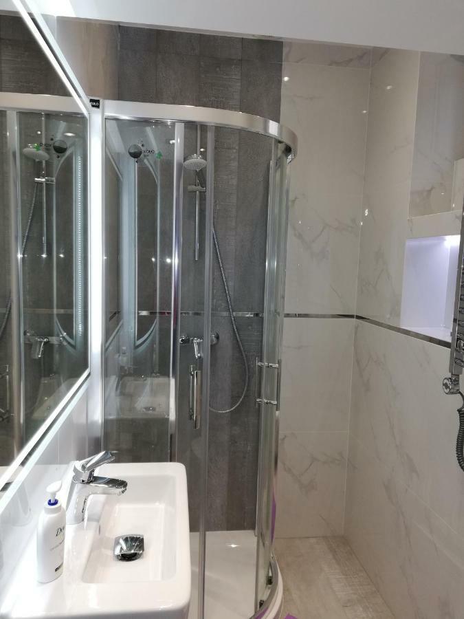Libro Rooms Krakow Ngoại thất bức ảnh